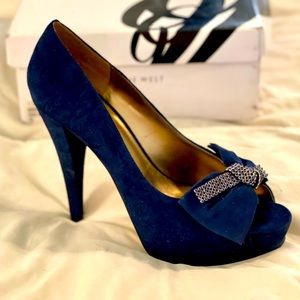 Blue suede dress shoes.